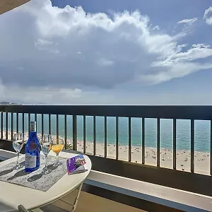 Espectaculares Vistas Al Mar Playa Malagueta Apartment
