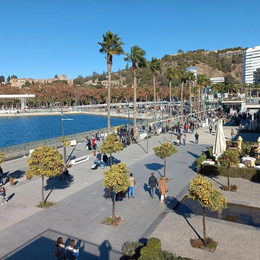 Apartamento Malaga Port 아파트