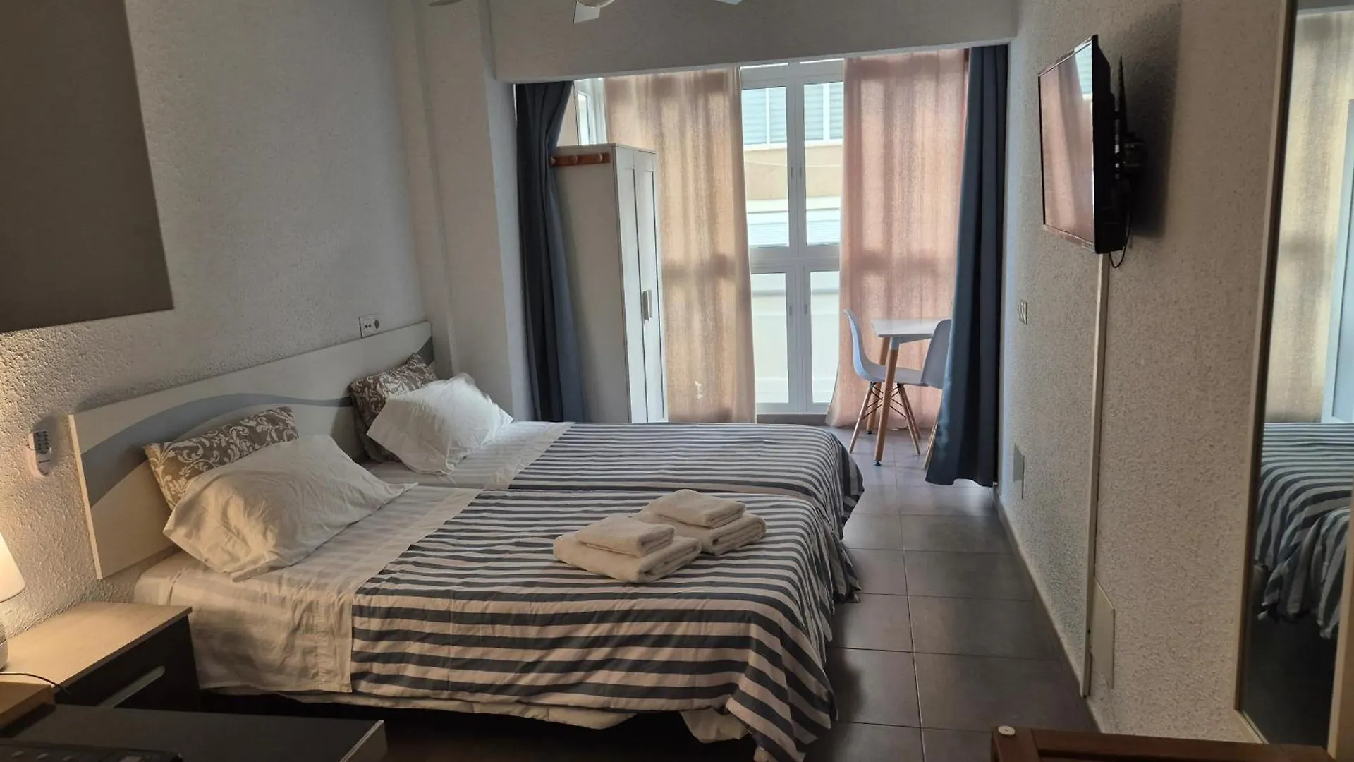 Apartamento Malaga Port 스페인