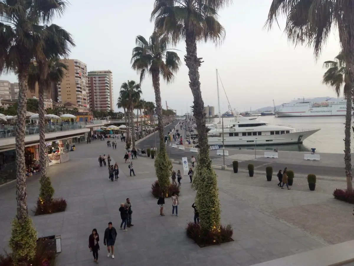 아파트 Apartamento Malaga Port