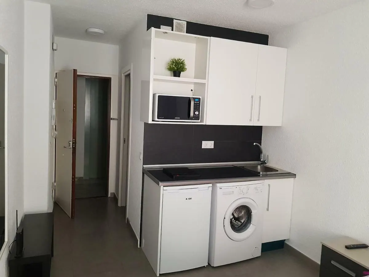 아파트 Apartamento Malaga Port